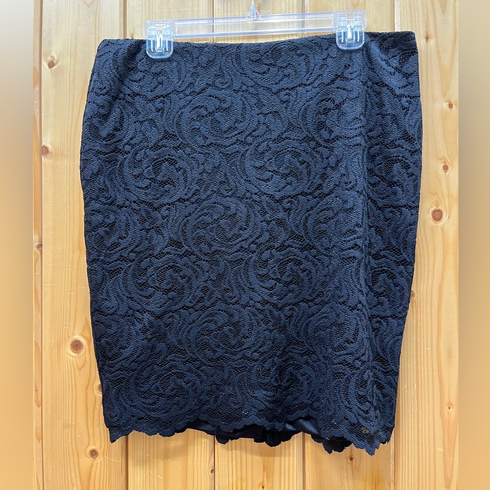 Cache Black Lace Pencil Skirt, 12 - Picture 2 of 7